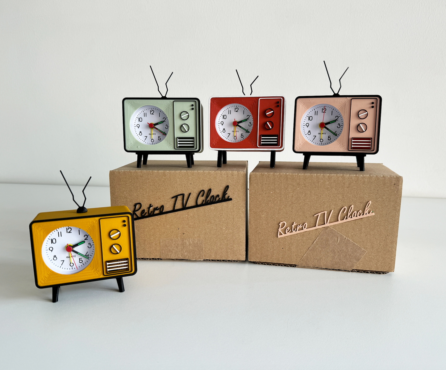 Retro TV clock