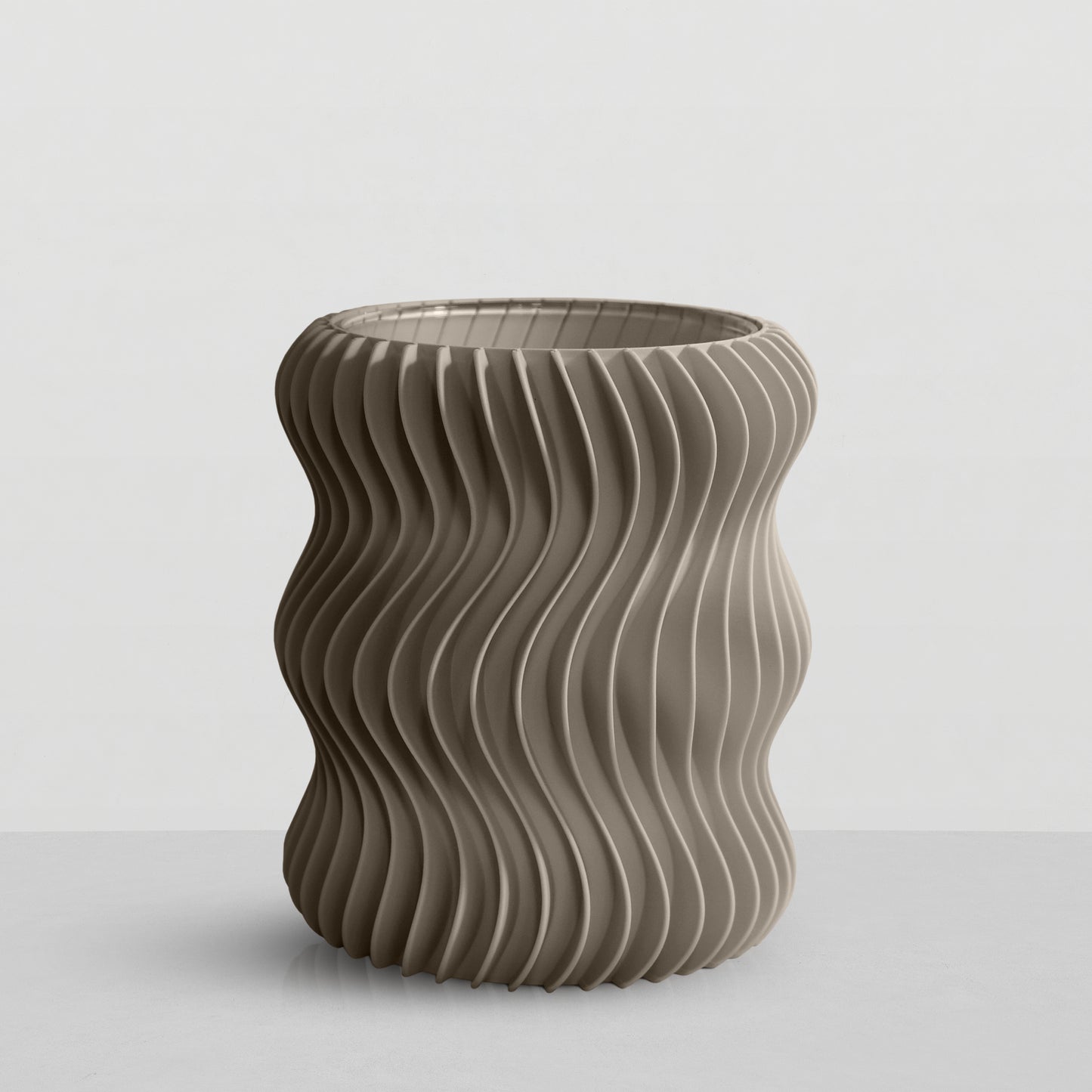 Wide Snurr Vase