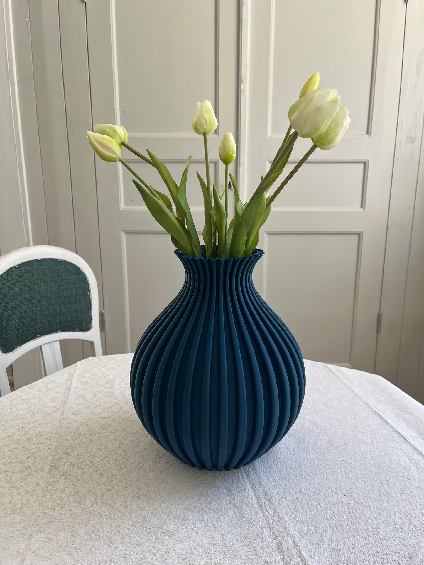 Aurelia vase