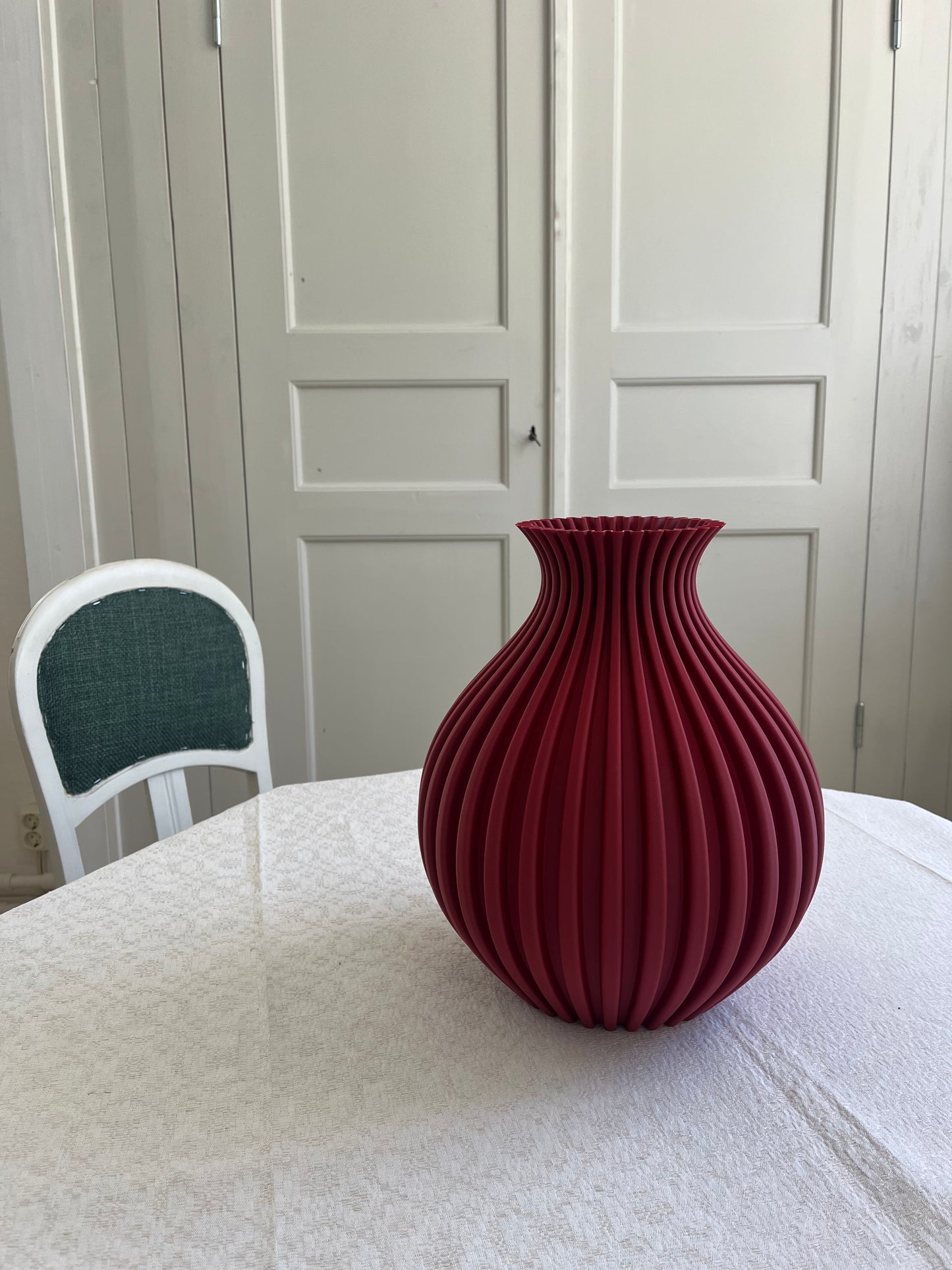 Aurelia vase